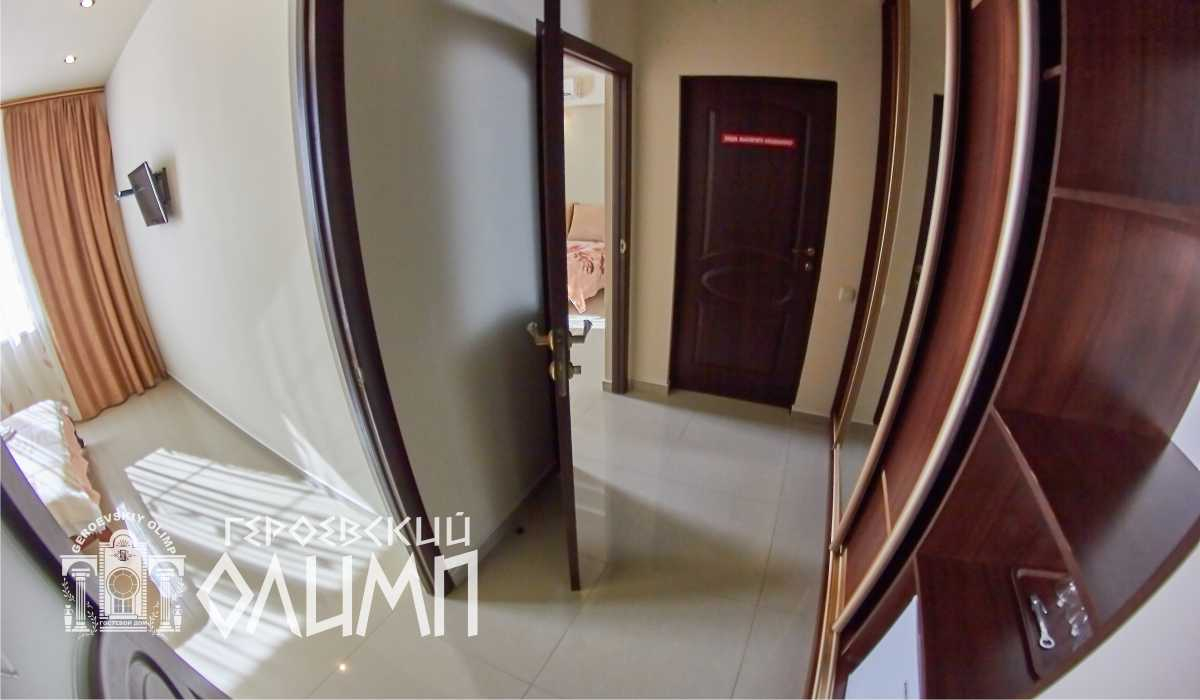 Изолированные комнаты и просторный шкаф